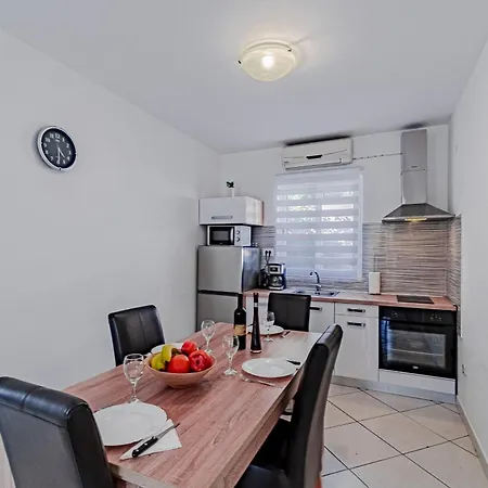 Seaside Family Friendly House With A Swimming Pool Vela Luka, Korcula - 12289