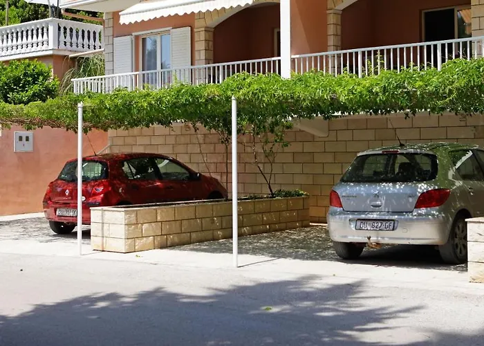 Seaside Family Friendly House With A Swimming Pool Vela Luka, Korcula - 12289 Casa de Férias Vela Luka