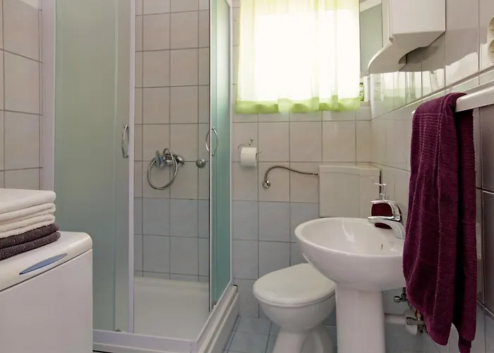 Casa de Férias Seaside Family Friendly House With A Swimming Pool Vela Luka, Korcula - 12289 Vela Luka