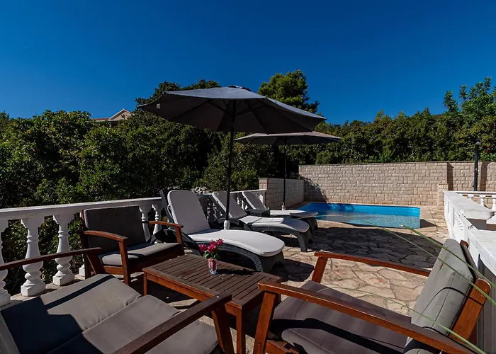 Seaside Family Friendly House With A Swimming Pool Vela Luka, Korcula - 12289 Vela Luka