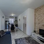 Seaside Family Friendly House With A Swimming Pool Vela Luka, Korcula - 12289 Σπίτι διακοπών *