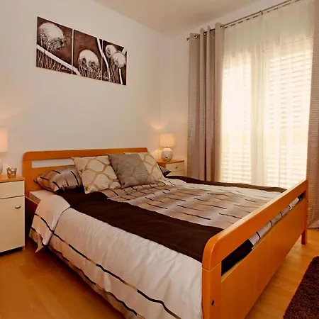 Seaside Family Friendly House With A Swimming Pool Vela Luka, Korcula - 12289 *