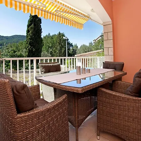 Seaside Family Friendly House With A Swimming Pool Vela Luka, Korcula - 12289 * Vela Luka