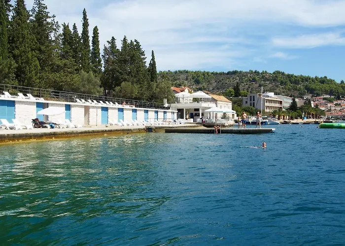 Seaside Family Friendly House With A Swimming Pool Vela Luka, Korcula - 12289 Casa vacanze *