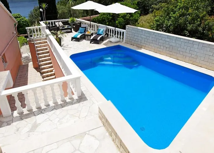 度假居 Seaside Family Friendly House With A Swimming Pool Vela Luka, Korcula - 12289 尼亚卢卡