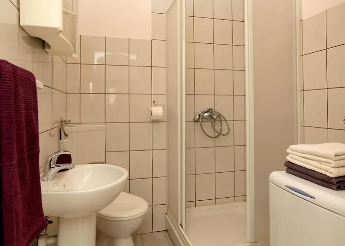 Seaside Family Friendly House With A Swimming Pool Vela Luka, Korcula - 12289 * 尼亚卢卡